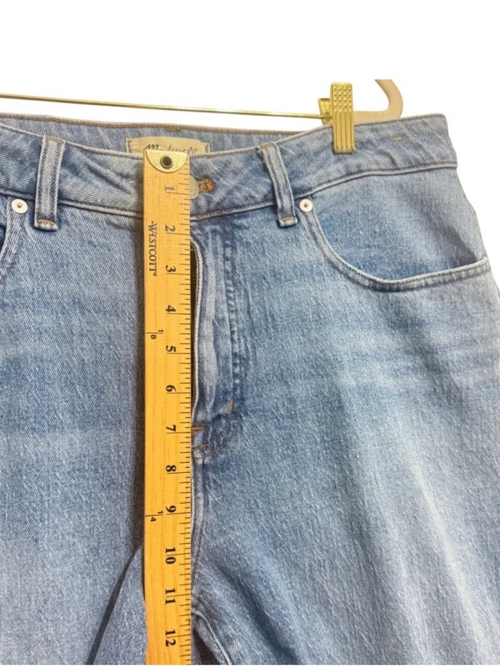 Madewell Curvy 90s Straight Leg Jeans in Light Blue Denim - Picture 8 of 12